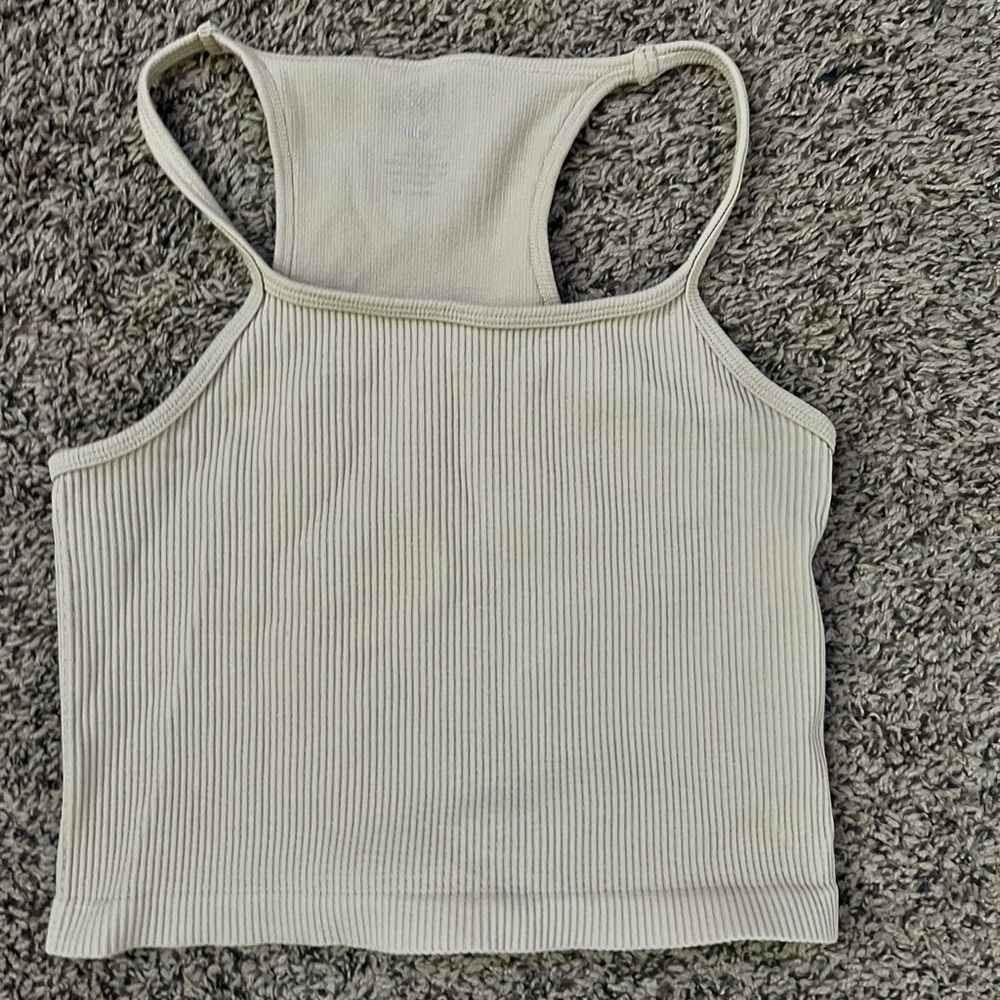 crop top